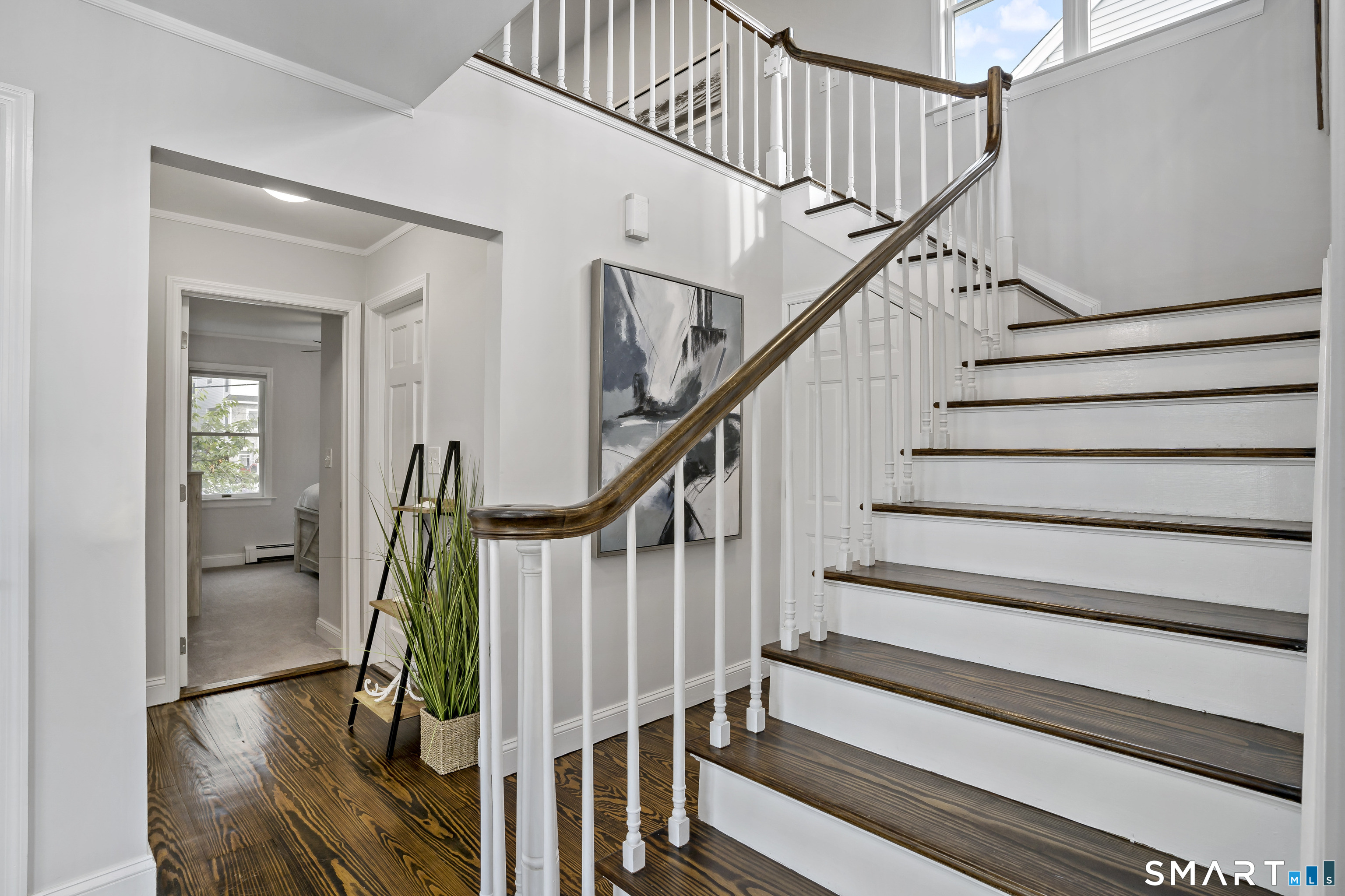 1016 Fairfield Beach Road Fairfield, CT 06824 - Photo 4 of 21