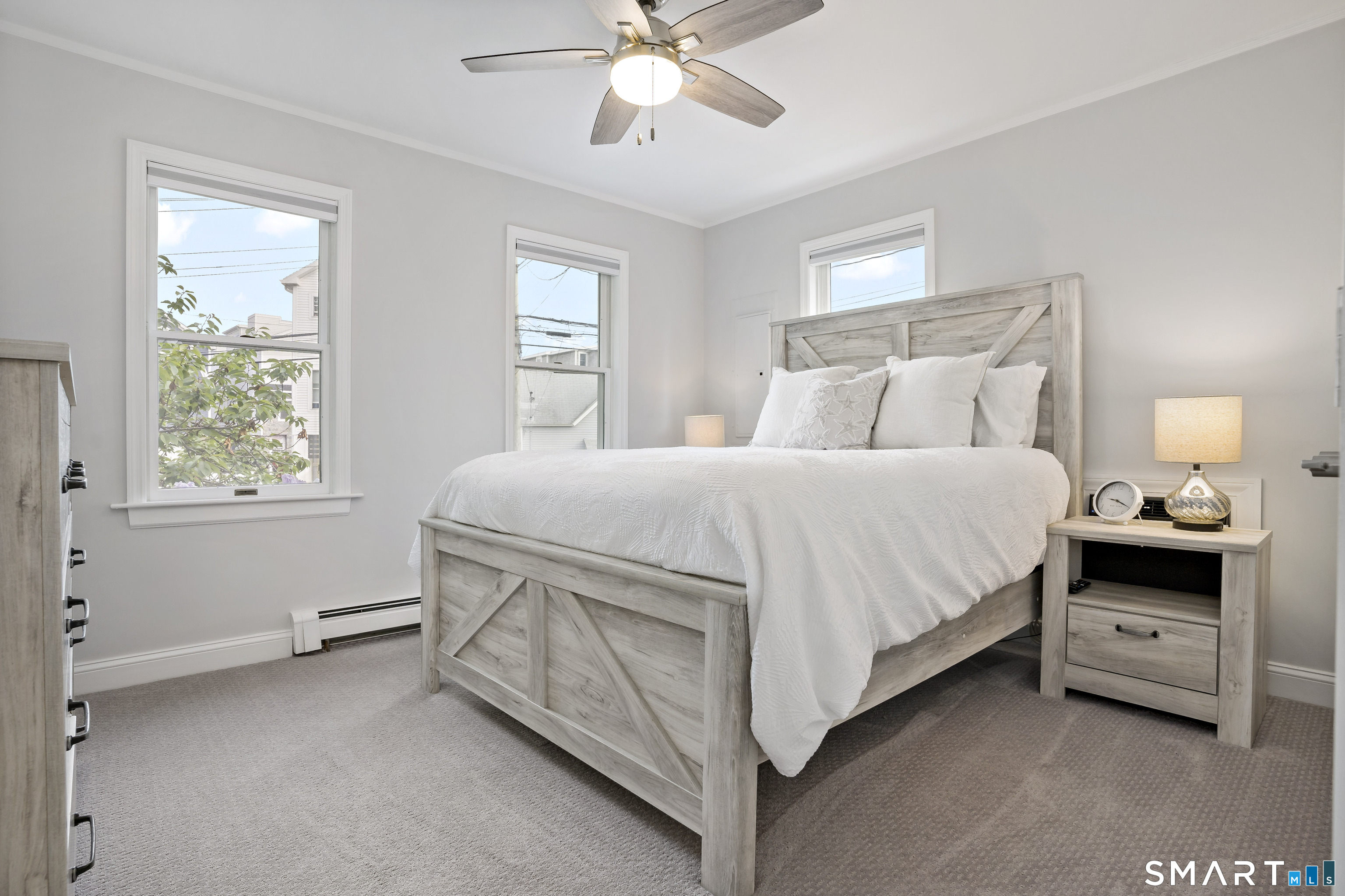 1016 Fairfield Beach Road Fairfield, CT 06824 - Photo 5 of 21