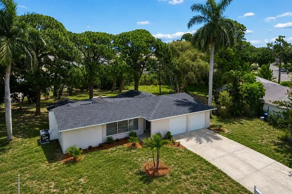 $409,900 | 6116 7th Ave Drive West, Bradenton, FL 34209