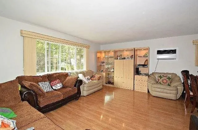 $3,200 | 40 4th Street, Unit 1, Ronkonkoma, NY 11779