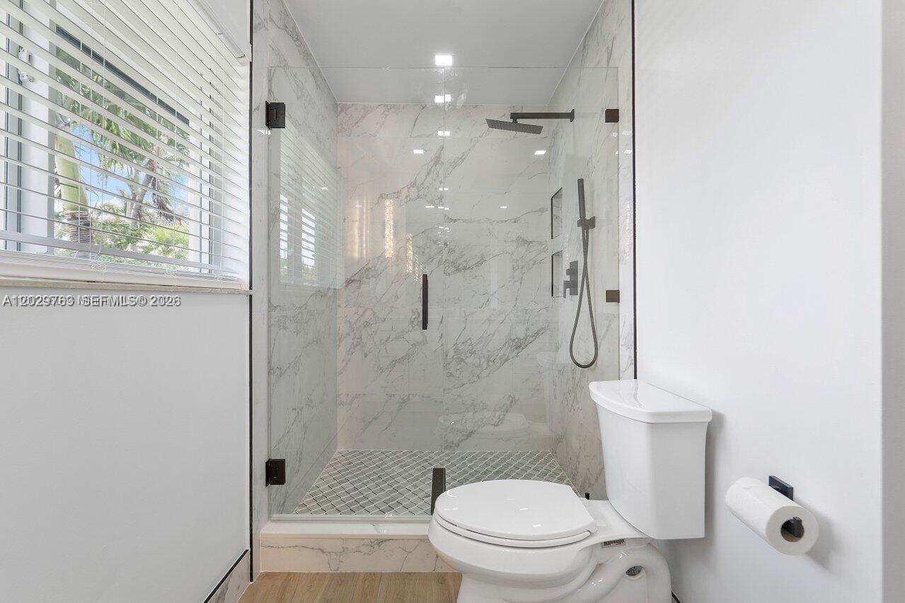6991 Northeast 7th Avenue Boca Raton, FL 33487 - Photo 21 of 40