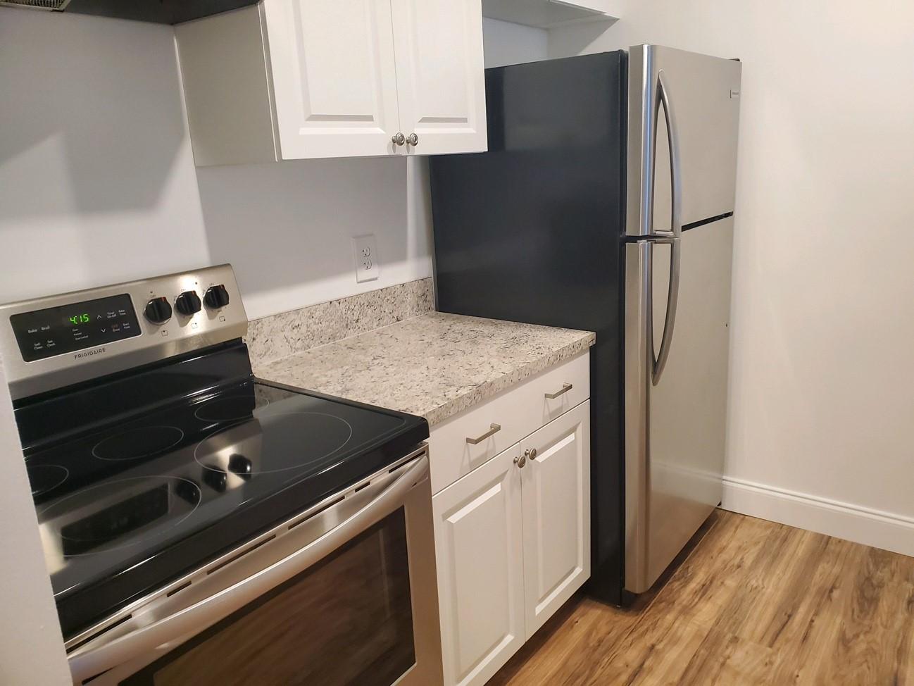 825 Northwest 13th Street, Unit 115 Boca Raton, FL 33486 - Photo 2 of 11 kitchen
