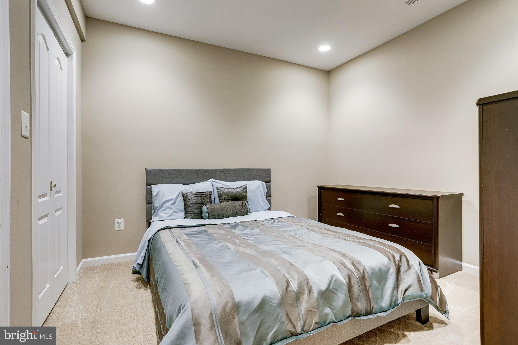 10911 Hunter Gate Way Reston, VA 20194 - Photo 56 of 89