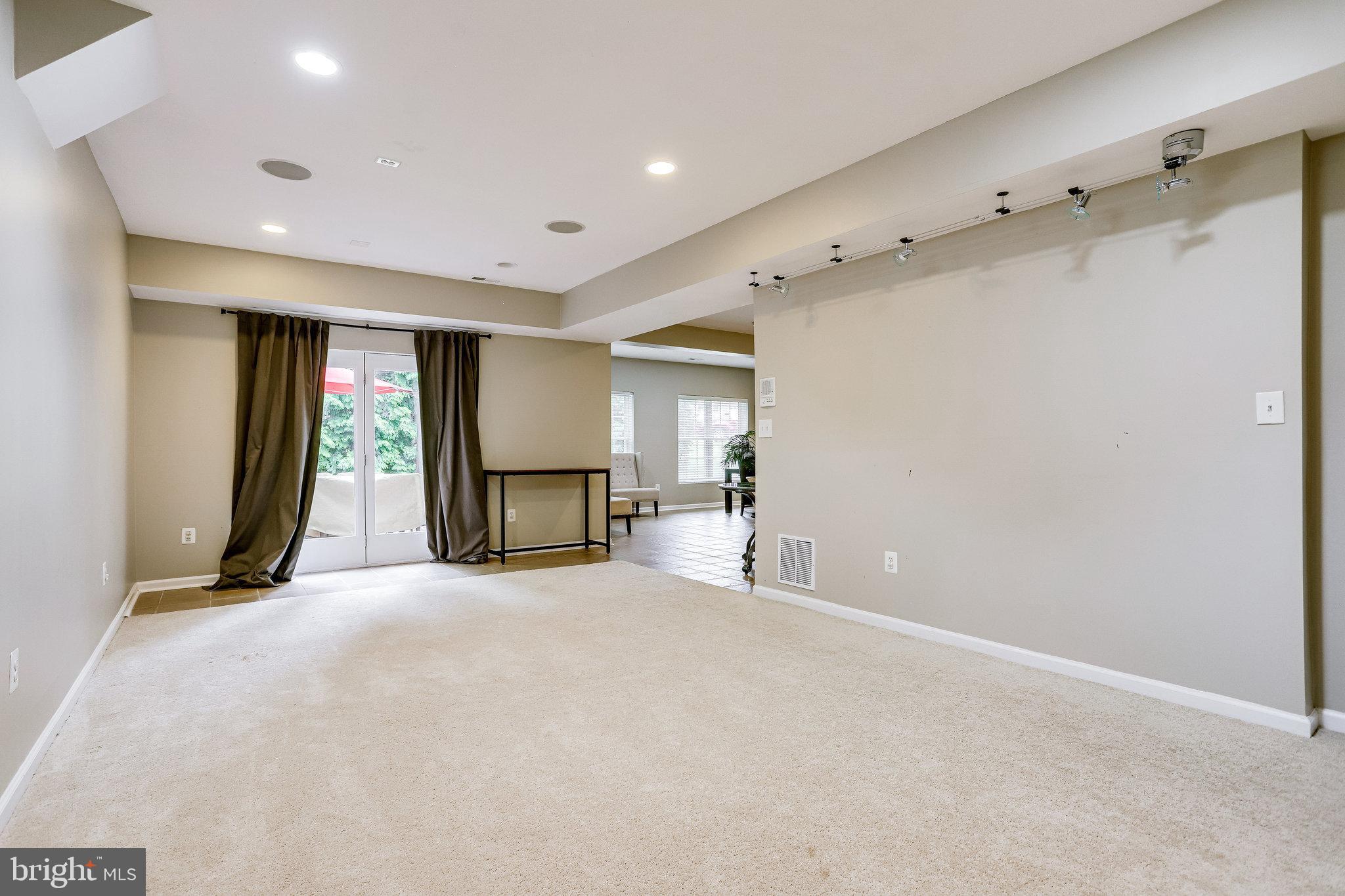 10911 Hunter Gate Way Reston, VA 20194 - Photo 59 of 89