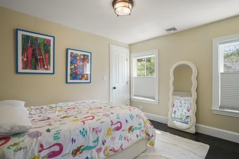 $1,650,000 | 12 Shawmut Avenue, Wayland, MA 01778