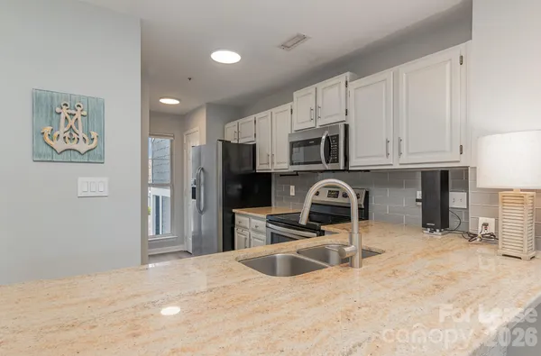 $2,000 | 17544 Tuscany Lane, Cornelius, NC 28031