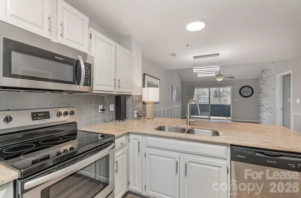 $2,000 | 17544 Tuscany Lane, Cornelius, NC 28031