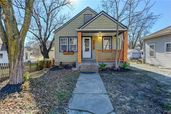 $139,000 | 1213 Spruce Street, Leavenworth, KS 66048
