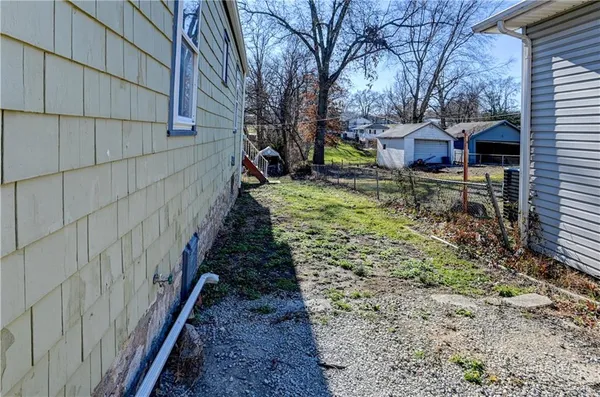 $139,000 | 1213 Spruce Street, Leavenworth, KS 66048