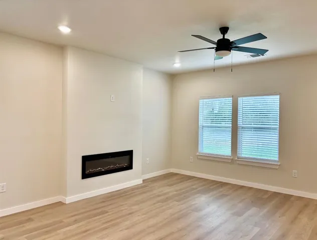 $1,600 | 1031 West Coffin Street, Denison, TX 75020