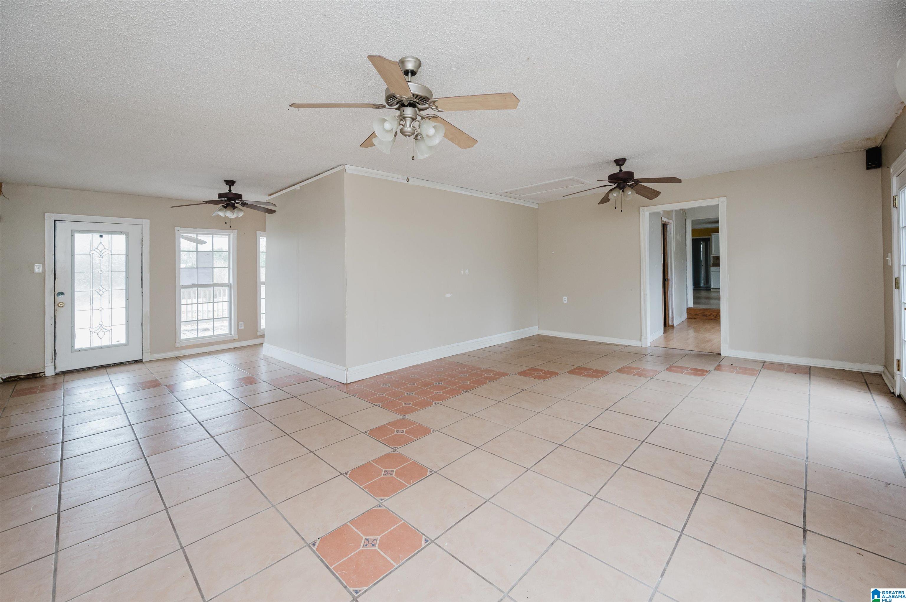 8133 Vanderver Road Quinton, AL 35130 - Photo 3 of 31