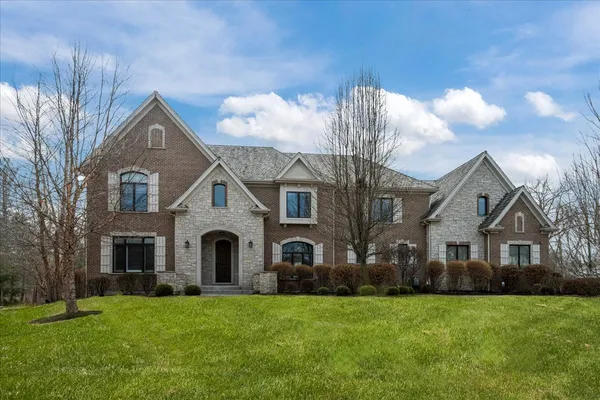 $1,795,000 | 25 Clay Court, Lake Bluff, IL 60044