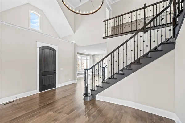$1,795,000 | 25 Clay Court, Lake Bluff, IL 60044