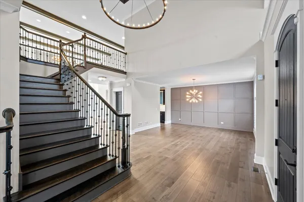 $1,795,000 | 25 Clay Court, Lake Bluff, IL 60044