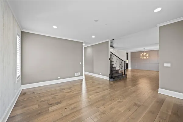 $1,795,000 | 25 Clay Court, Lake Bluff, IL 60044