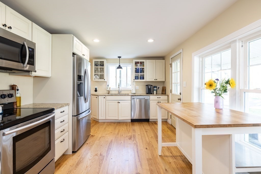 35 NW Road Westfield, MA 01085 - Photo 16 of 32 Gallery Image 16