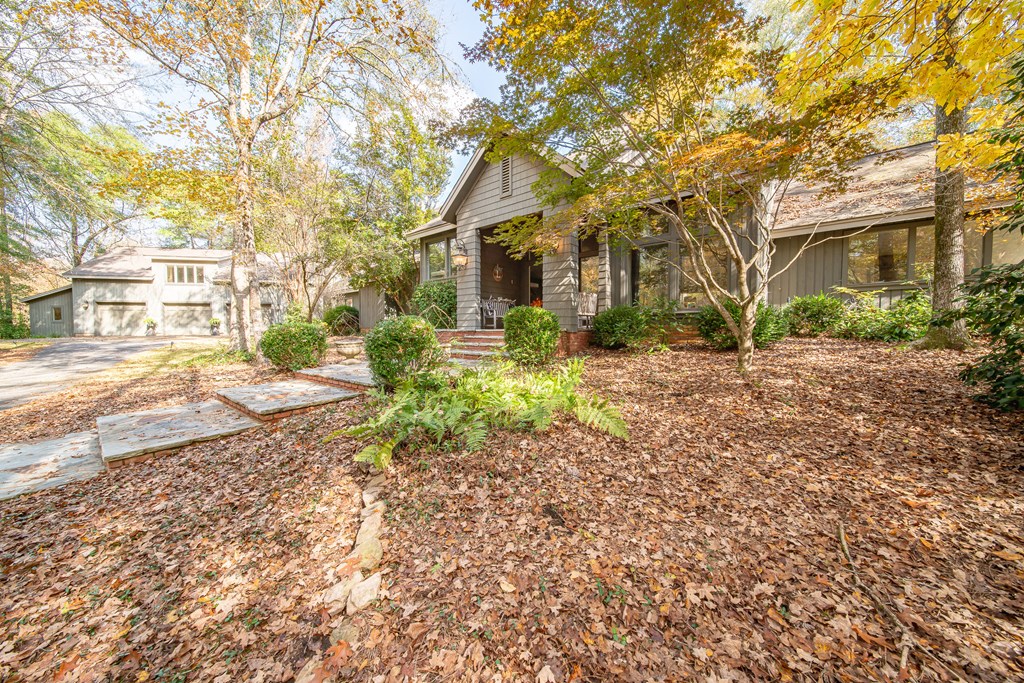 517 Double Churches Road Columbus, GA 31904 - Photo 4 of 96 a view of a house with a yard
