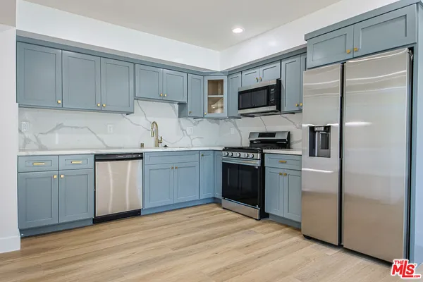 $4,999 | 10803 Kling Street, Unit 1, Toluca Lake, CA 91602