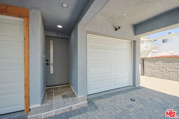 $4,999 | 10803 Kling Street, Unit 1, Toluca Lake, CA 91602