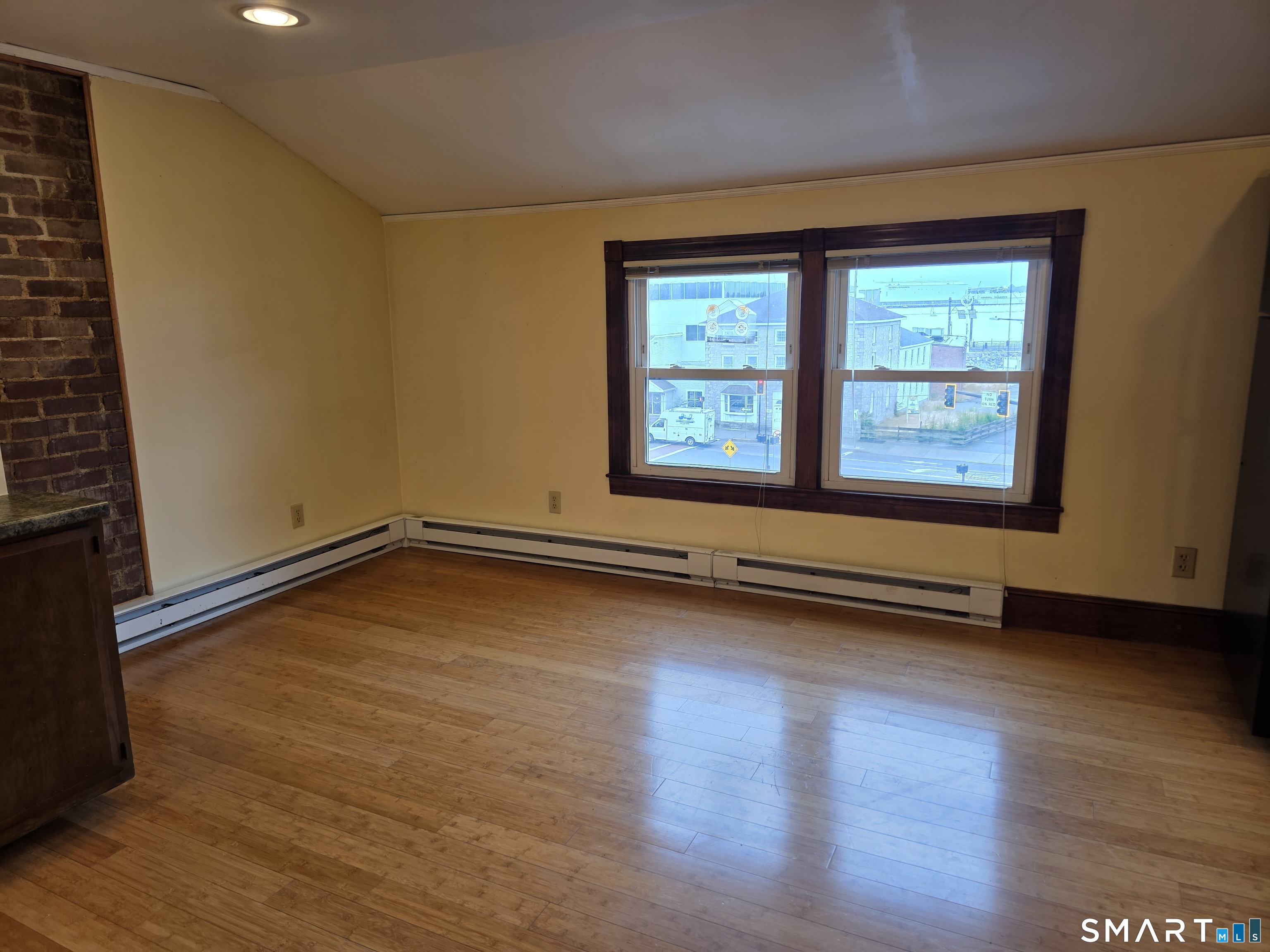 16 Tilley Street, Unit 3 New London, CT 06320 - Photo 5 of 15