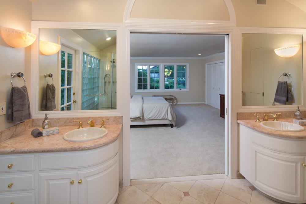 260 Ridgeway Road Woodside, CA 94062 - Photo 21 of 44