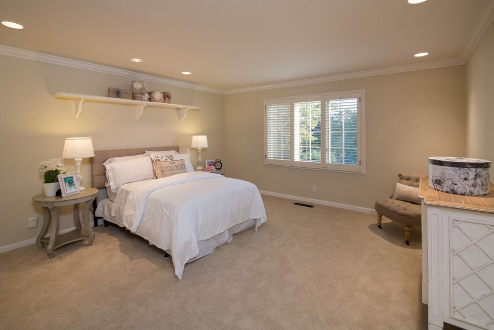 260 Ridgeway Road Woodside, CA 94062 - Photo 25 of 44