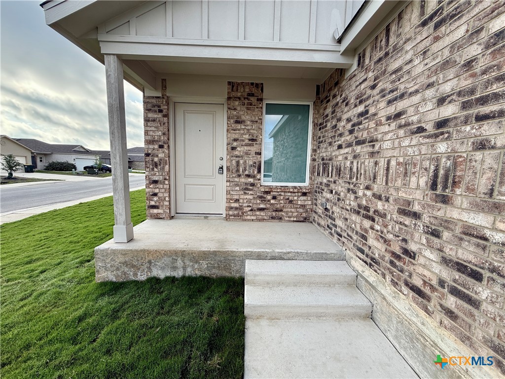 311 Moscato Road New Braunfels, TX 78130 - Photo 2 of 38