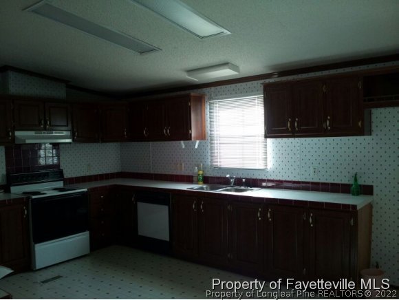 255 Falling Tree Road Fayetteville, NC 28306 - Photo 11 of 13 Gallery Image 11