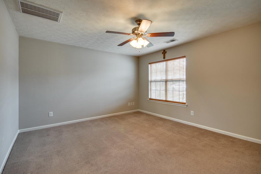 1095 Woodall Road Lebanon, TN 37090 - Photo 5 of 24 Gallery Image 5
