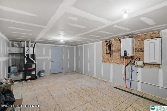 $610,000 | 3868 Victors Way, Easton, PA 18045