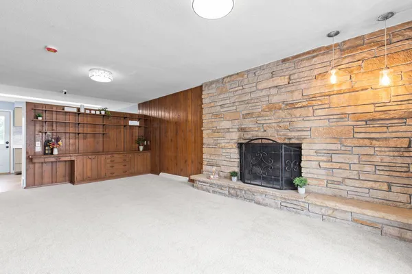 $425,000 | 1913 North Outagamie Street, Appleton, WI 54914