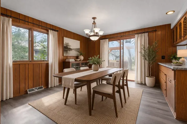 $425,000 | 1913 North Outagamie Street, Appleton, WI 54914