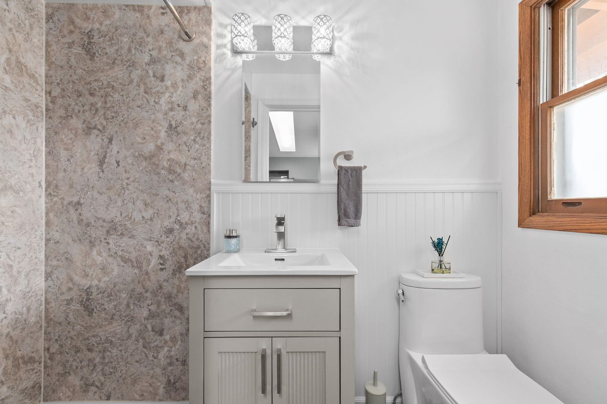 1913 North Outagamie Street Appleton, WI 54914 - Photo 20 of 56