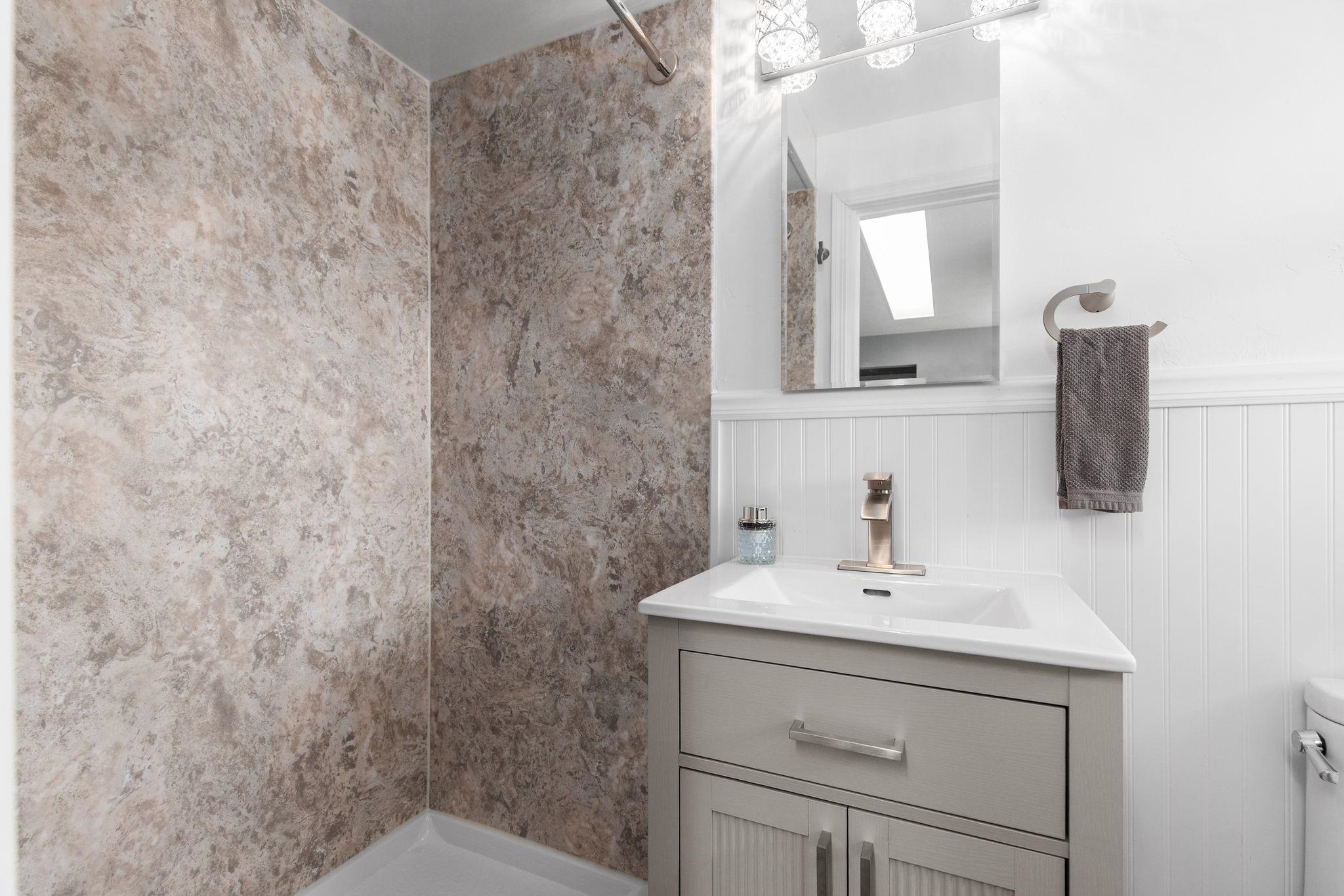 1913 North Outagamie Street Appleton, WI 54914 - Photo 21 of 56