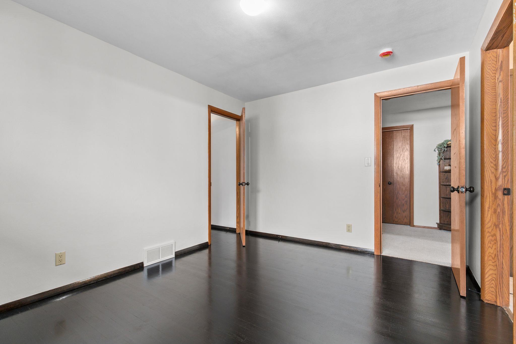 1913 North Outagamie Street Appleton, WI 54914 - Photo 39 of 56