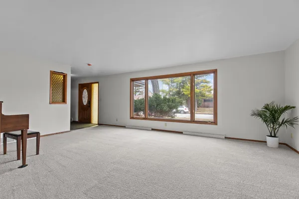 $425,000 | 1913 North Outagamie Street, Appleton, WI 54914