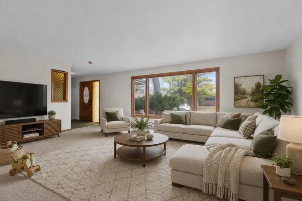 $425,000 | 1913 North Outagamie Street, Appleton, WI 54914