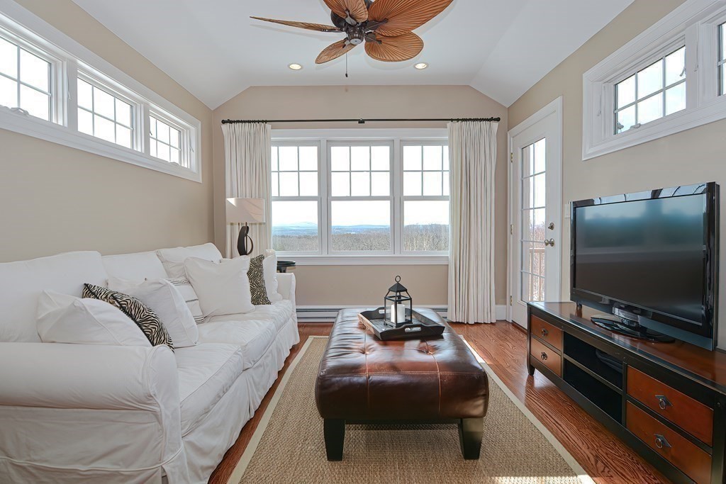 61 Sunset Ridge Lane, Unit 61 Bolton, MA 01740 - Photo 13 of 42 Gallery Image 13