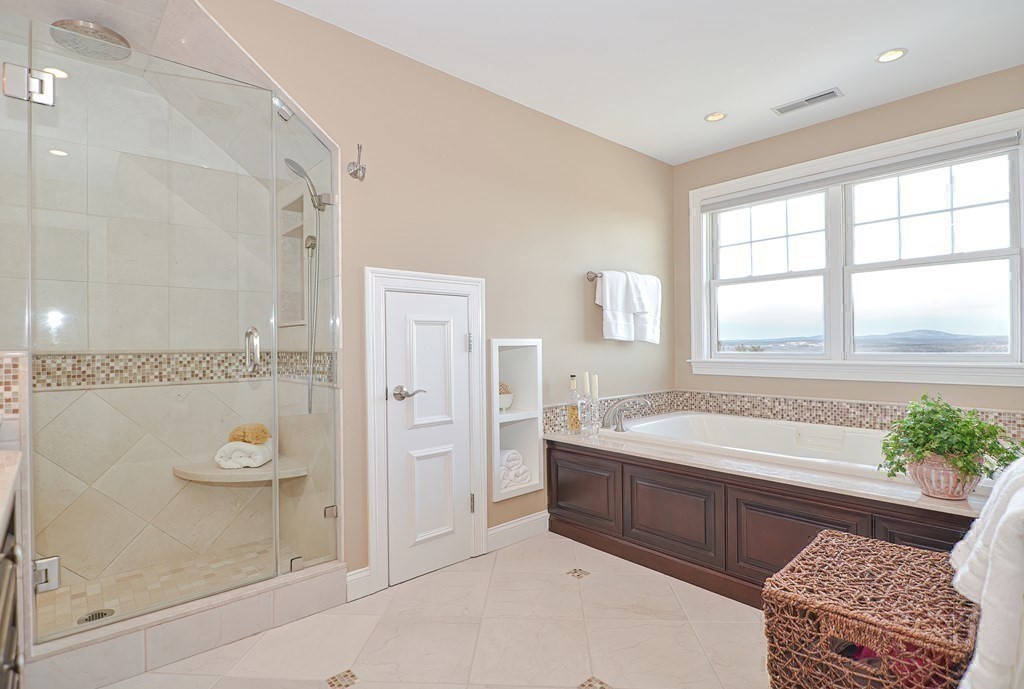 61 Sunset Ridge Lane, Unit 61 Bolton, MA 01740 - Photo 26 of 42 Gallery Image 26