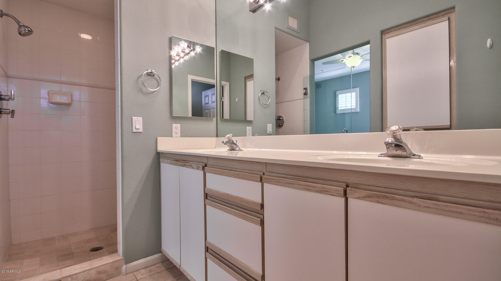 7222 East Gainey Ranch Road, Unit 241 Scottsdale, AZ 85258 - Photo 27 of 38 Master With Tub & Shower