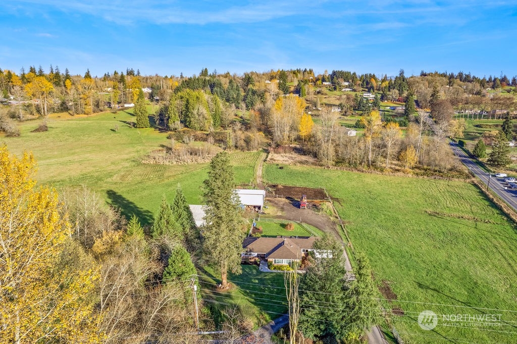 16303 Roosevelt Road Snohomish, WA 98290 - Photo 25 of 36 a view of a city