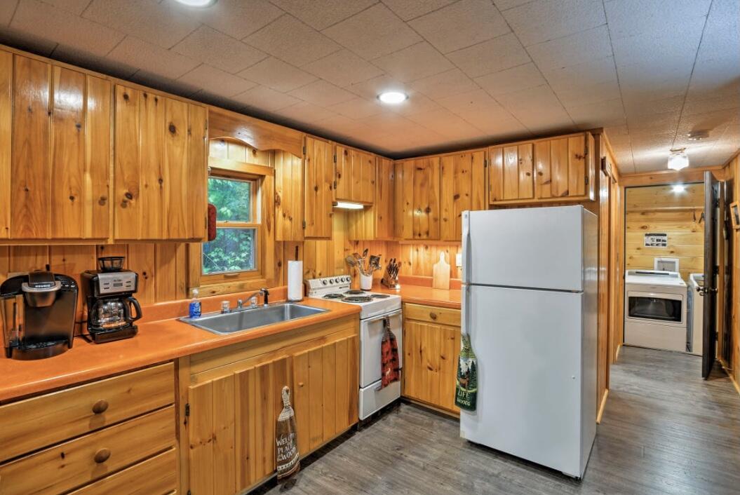 15 Crows Corner Road Greenville, ME 04441 - Photo 10 of 21 ED7