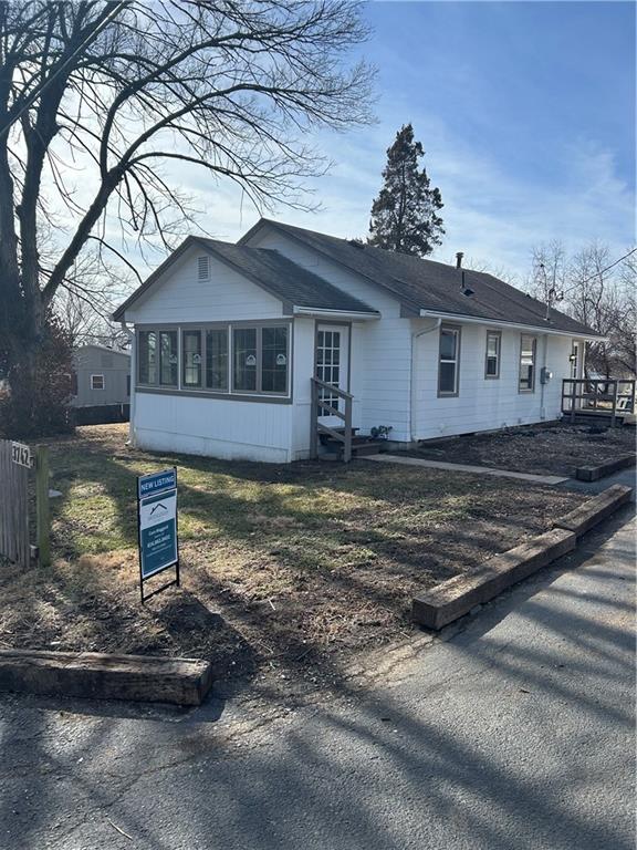 3742 Northeast Chaumiere Road Kansas City, MO 64117 - Photo 2 of 11