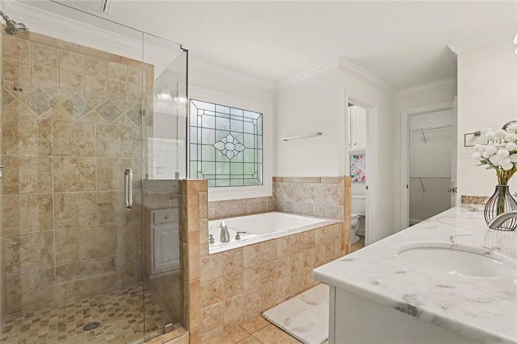 2335 Oakshire Court Decatur, GA 30033 - Photo 24 of 45 Gallery Image 24