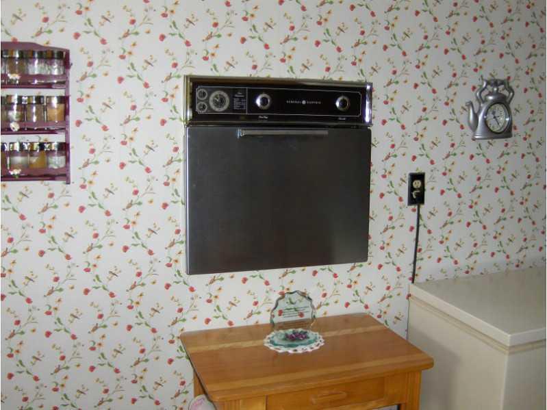 313 South Rumford Road Rumford, ME 04276 - Photo 12 of 34 Kitchen.