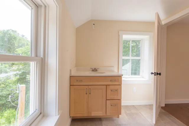 $675,000 | 13 Mill Road, Tamworth, NH 03883