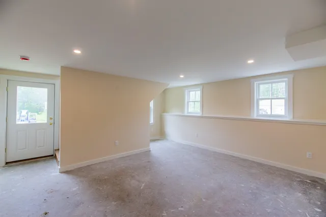 $675,000 | 13 Mill Road, Tamworth, NH 03883