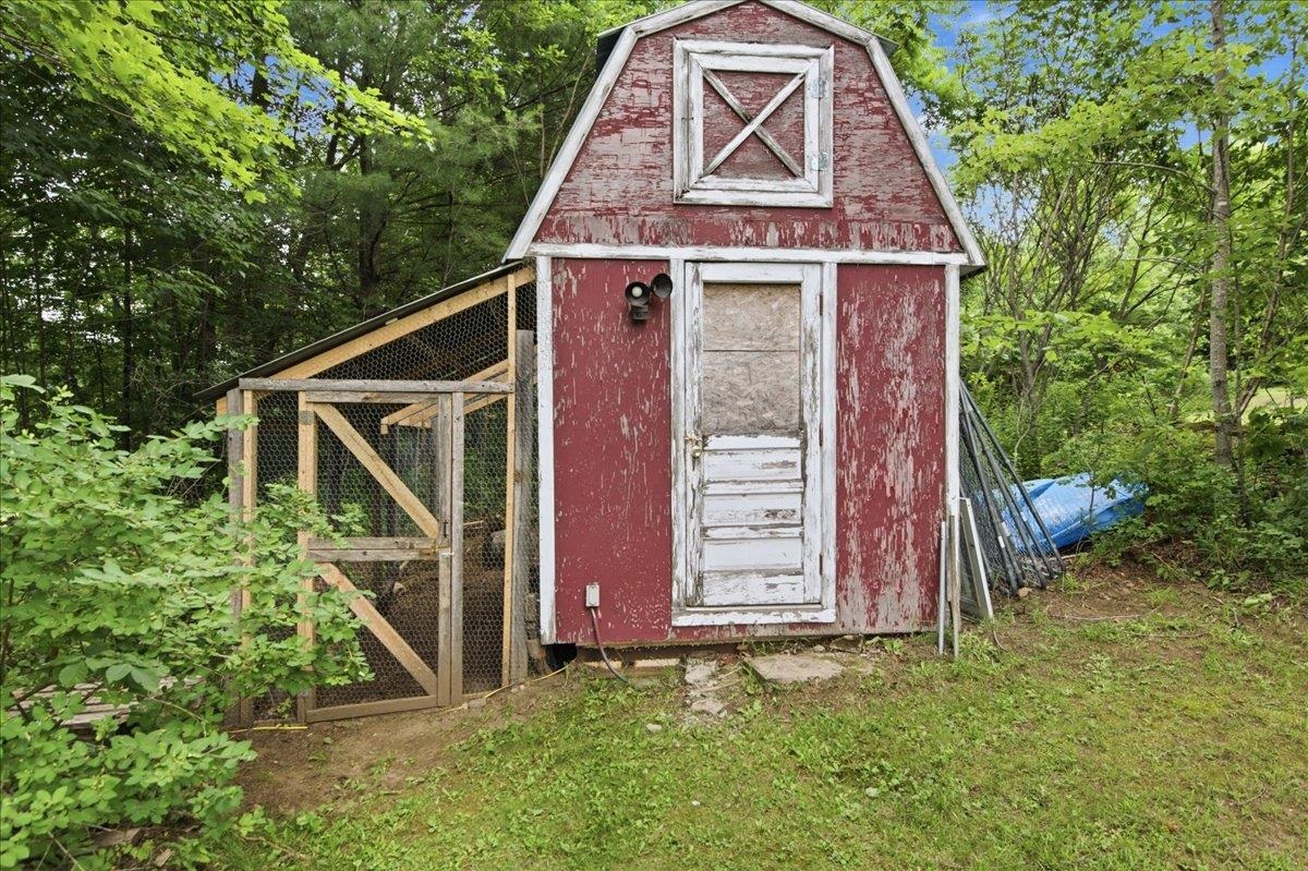 230 Highway 25 Topsham, VT 05086 - Photo 41 of 54
