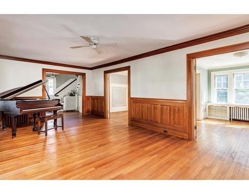 30 Burr Road Newton, MA 02459 - Photo 5 of 17