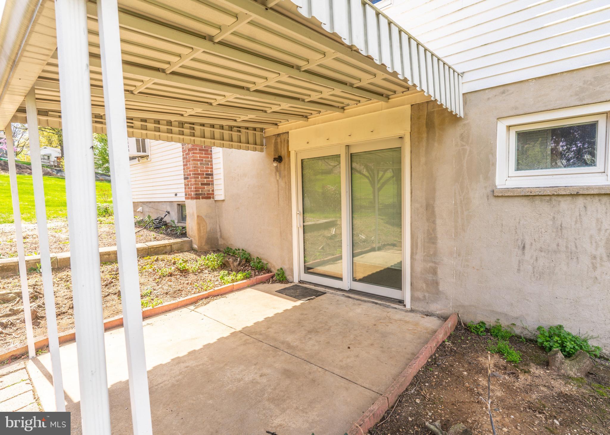 104 Rose Court Reading, PA 19607 - Photo 19 of 28 a bedroom with a bed and a window